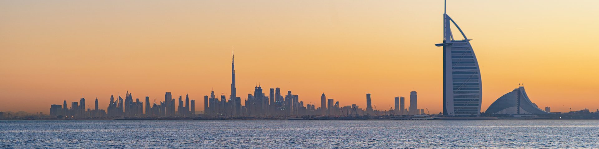 UAE ワクチン — 吉祥寺日帰り手術クリニック